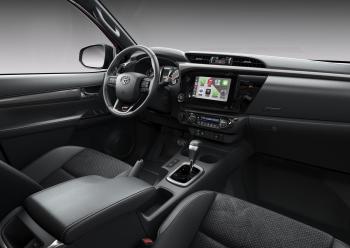 2023_Hilux-GR-SPORT-Full-dashbord_low-scaled-1.jpeg